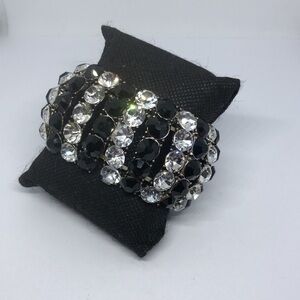 Sparkling dazzling crystal stretch wide statement style bracelet